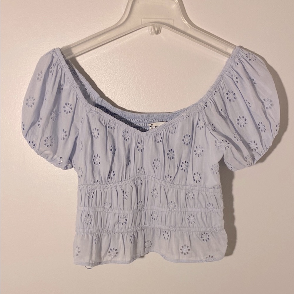 Hollister NWT Women’s Small Light Blue Eyelet Crop Puff Sleeve Top Size Small